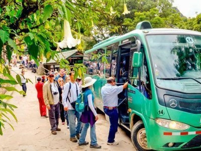 bus-aguas-calien